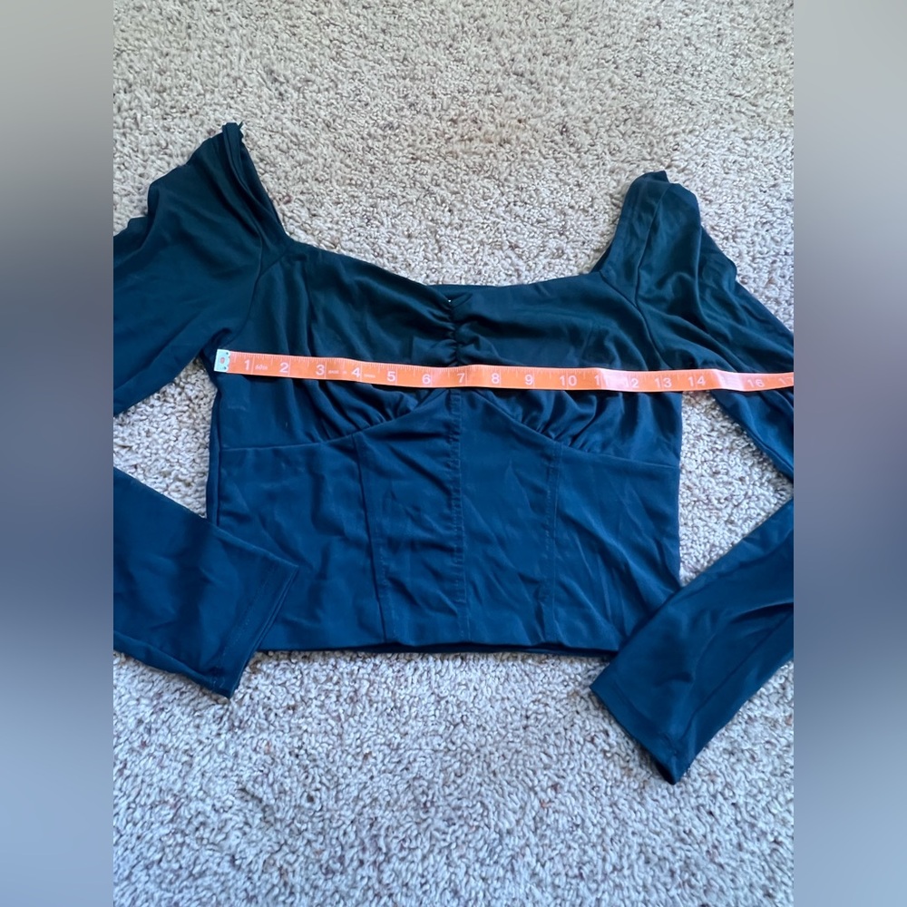Green long sleeve crop top - Picture 5 of 5